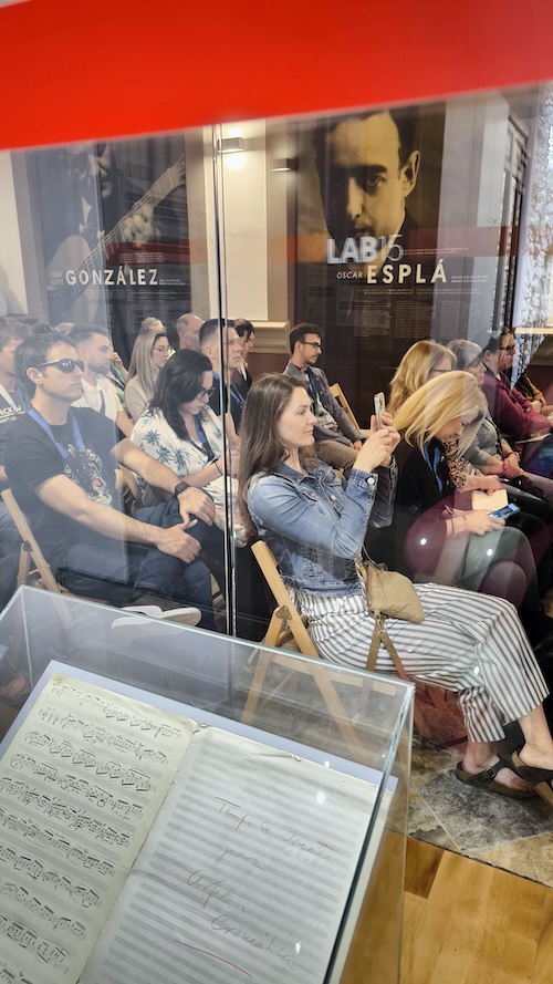 Digital nomads connecting by the sea in Alicante